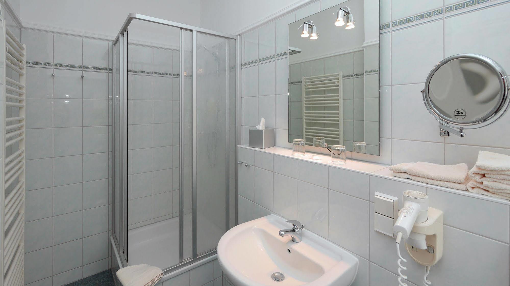 Hotel Garni Arte Vita Heringsdorf  Extérieur photo